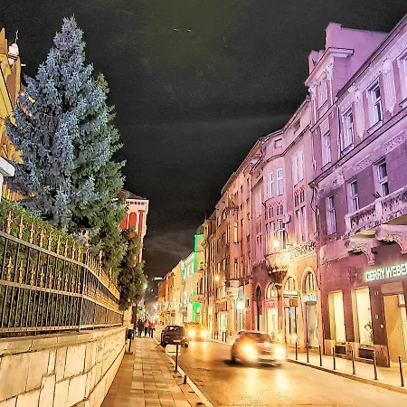 In The Heart Of The Old City 塞拉耶佛