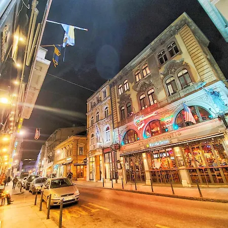 In The Heart Of The Old City *